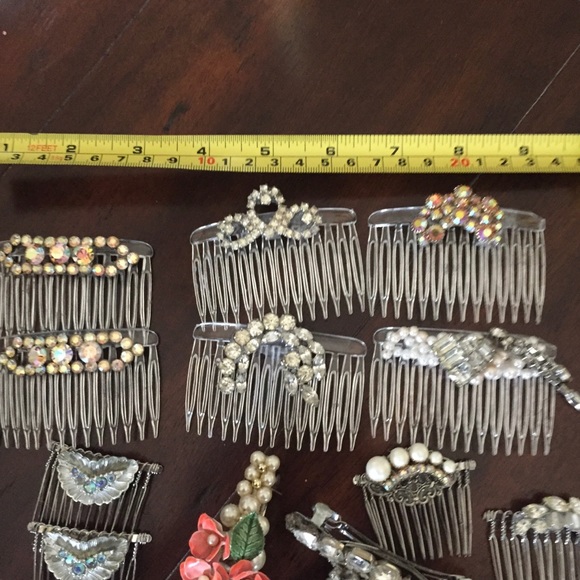 Vintage Aurora Borealis Bridal Haircomb - Picture 4 of 7